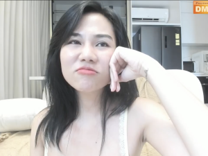 Clip sex em phò Jasmine Jang thẩm du với sex toy hạng nặng